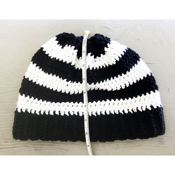Hat Stripes Black White Beanie Goth Boho Beetlejuice Tim Burton Wednesday Thin - Picture 5 of 5